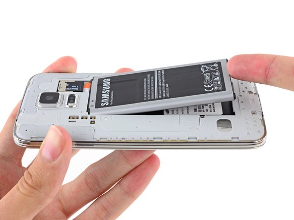 Samsung Galaxy S5 Display Assembly Replacement: step 2, image 2 of 3