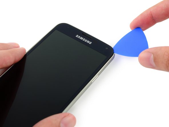 Samsung Galaxy S5 Display Assembly Replacement: step 10, image 2 of 3