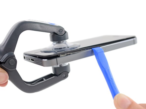 iPhone 5 Power Button Replacement: step 3, image 3 of 3