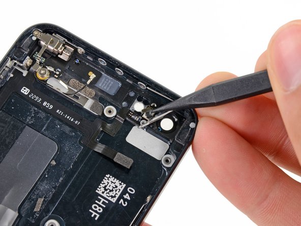 iPhone 5 Power Button Replacement: step 37, image 2 of 2