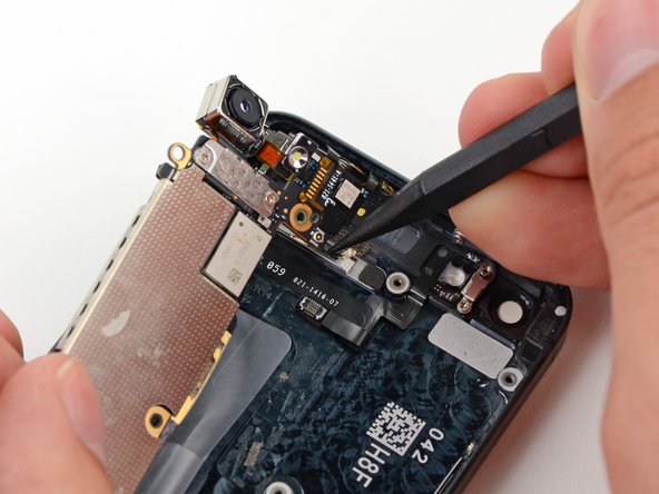 iPhone 5 Front Panel Clips Replacement: step 32, image 2 of 2