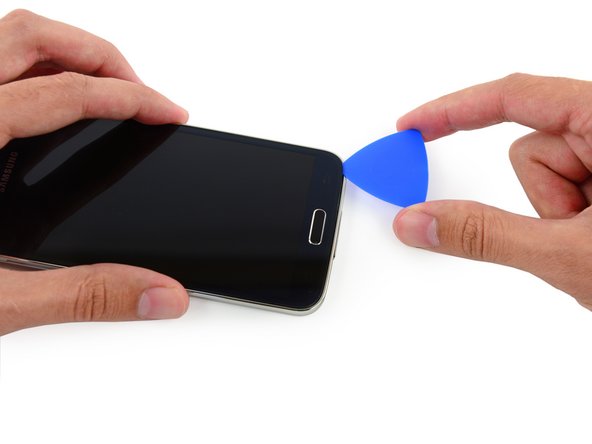 Samsung Galaxy S5 Display Assembly Replacement: step 16, image 3 of 3