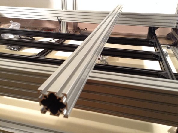 Mount the side 4040 extrusions.