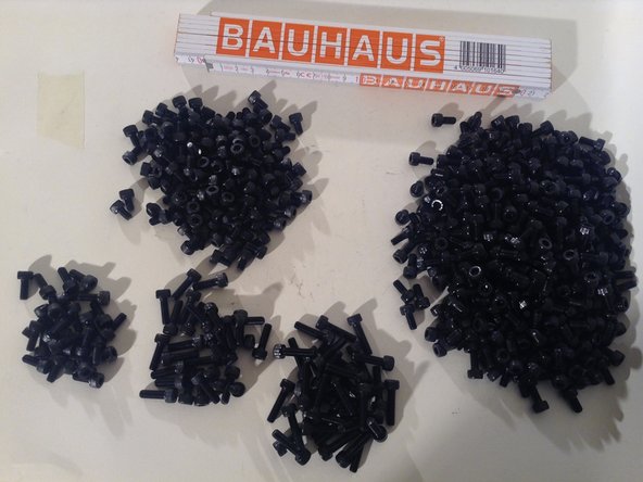 [28] screw DIN912-like, M5x12 3.48