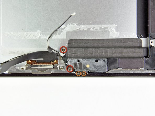 iPad 2 GSM Speaker Assembly Replacement: step 59, image 1 of 1