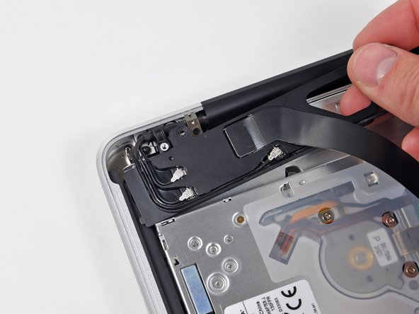 MacBook Pro 15" Unibody Mid 2010 Subwoofer & Right Speaker Replacement: step 17, image 1 of 2