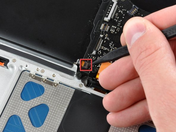 MacBook Unibody Model A1278 Upper Case Replacement: step 33, image 1 of 2