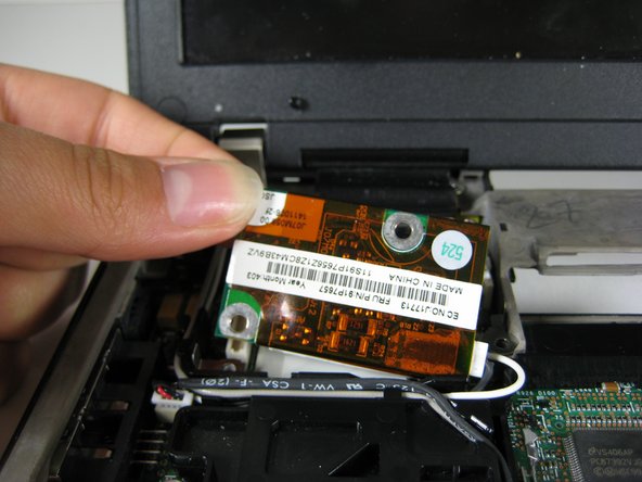 IBM ThinkPad T41 Motherboard Replacement: step 23, image 1 of 1