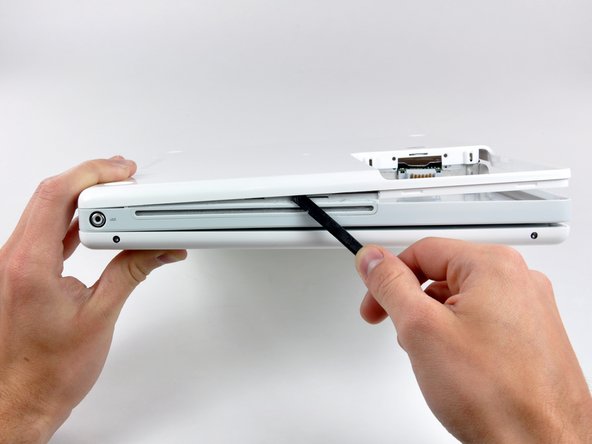 iBook G4 14" 1.42 GHz Reed Switch Board Replacement: step 15, image 1 of 1