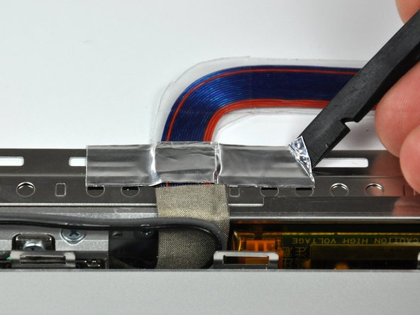 PowerBook G4 Aluminum 15" 1-1.5 GHz Front Display Bezel Replacement: step 34, image 2 of 2