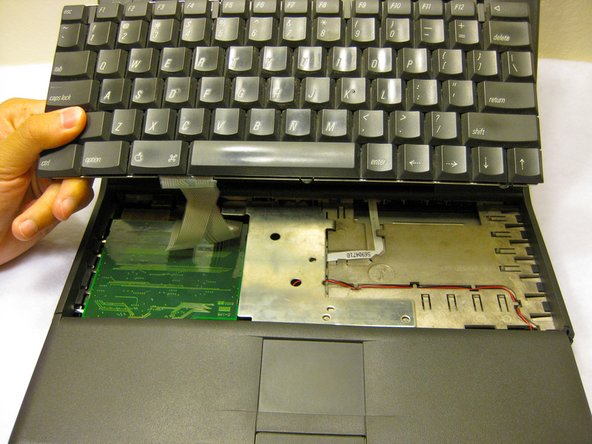 Macintosh Powerbook 5300cs RAM Replacement: step 4, image 2 of 2