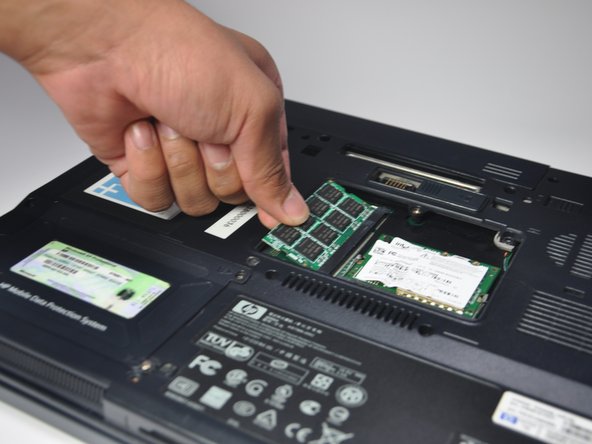 HP Compaq NC6120 RAM Replacement: step 3, image 3 of 3