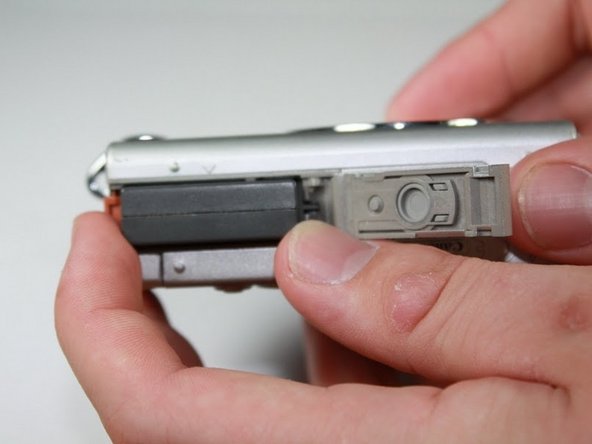 Canon PowerShot S410 Motherboard Battery Replacement: step 3, image 1 of 1