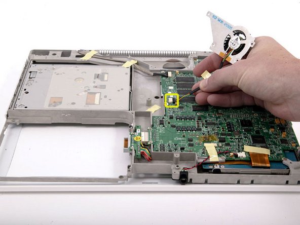 iBook G4 14" 933 MHz-1.33 GHz Fan (1.33 GHz) Replacement: step 18, image 1 of 1