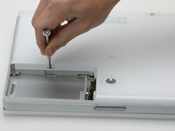 iBook G3 12" Fan Replacement: step 9, image 1 of 1