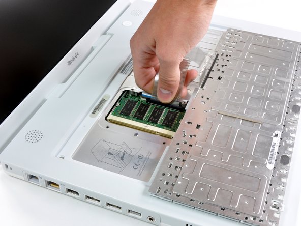 iBook G4 14" 1.42 GHz Optical Drive Replacement: step 5, image 1 of 1