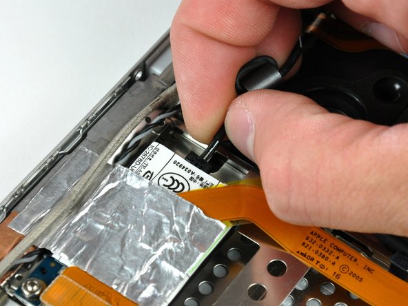 PowerBook G4 Aluminum 17" 1.67 GHz (High-Res) Logic Board Replacement: step 11, image 1 of 1