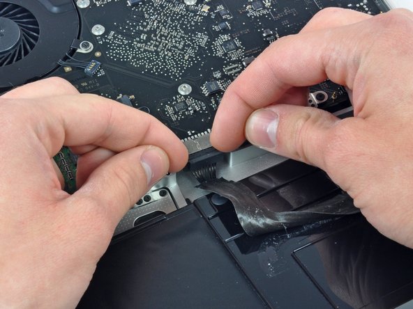 MacBook Pro 15" Unibody 2.53 GHz Mid 2009 Optical Drive Replacement: step 7, image 1 of 1