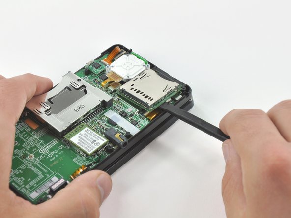 Nintendo 3DS SD Board Replacement: step 8, image 1 of 3