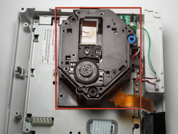 Sega Dreamcast Logic Board Removal: step 16, image 1 of 2