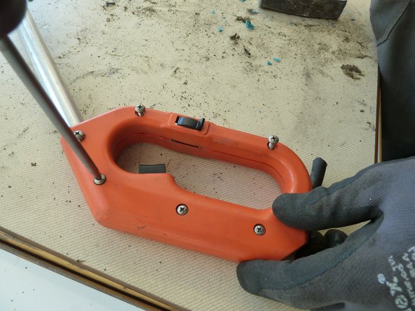 Lawn Trimmer: step 14, image 1 of 2