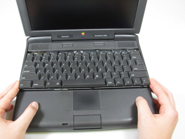 PowerBook 3400 M3553 Display Replacement: step 4, image 1 of 3