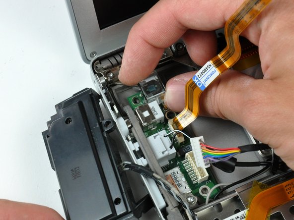 PowerBook G4 Aluminum 17" 1.67 GHz (High-Res) RJ-11 Board Replacement: step 13, image 1 of 2