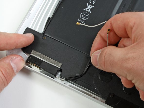 iPad Wi-Fi Battery Replacement: step 18, image 2 of 2