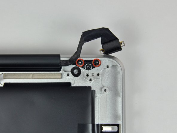 MacBook Pro 13" Unibody Mid 2009 Upper Case Replacement: step 30, image 2 of 2