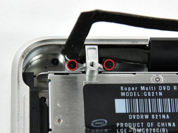 MacBook Pro 15" Unibody Late 2008 and Early 2009 Subwoofer & Right Speaker Replacement: step 9, image 1 of 2