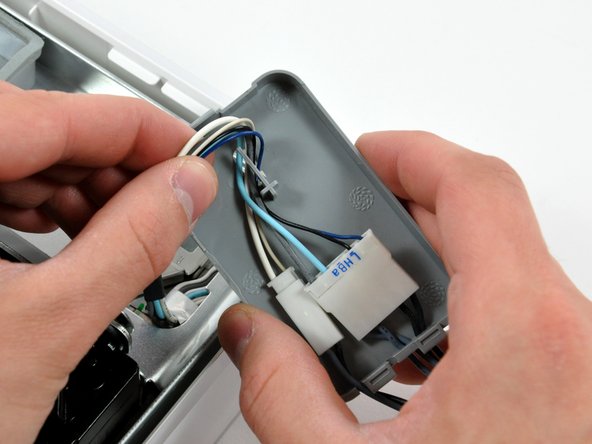 iMac G5 20" Model A1076 Inverter Replacement: step 11, image 1 of 1