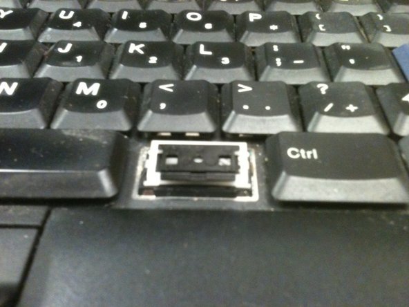 IBM ThinkPad R40 Keyboard Keys Replacement, Lining up: step 5, image 1 of 1