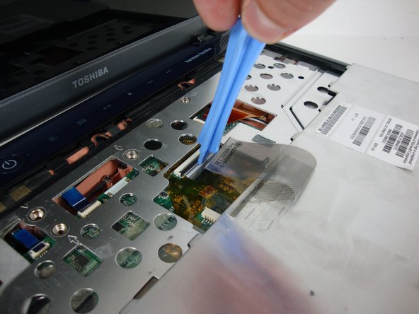 Toshiba Satellite M305D-S4829 Fan Replacement: step 7, image 2 of 2