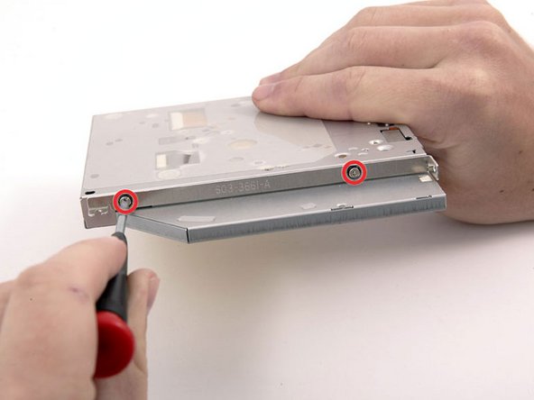 iBook G4 14" 933 MHz-1.33 GHz Optical Drive Replacement: step 45, image 1 of 1