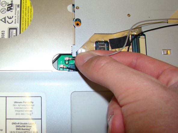 Sony Vaio PCG-7A2L LCD Screen Replacement: step 21, image 2 of 3