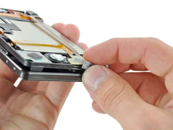 Nintendo 3DS Speaker Assembly Replacement: step 28, image 1 of 1