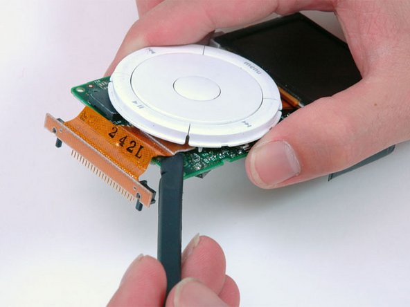 iPod 1st Generation Hard Drive Cable Replacement: step 12, image 1 of 1