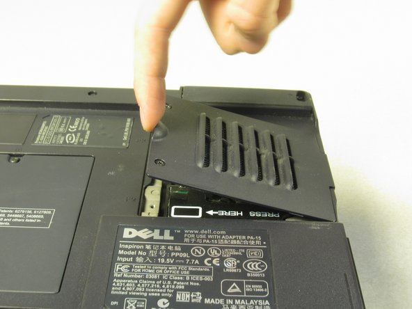 Dell Inspiron 9100 Fan 2 Replacement: step 3, image 2 of 2