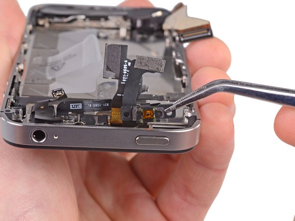 iPhone 4S Power Button Replacement: step 26, image 2 of 2