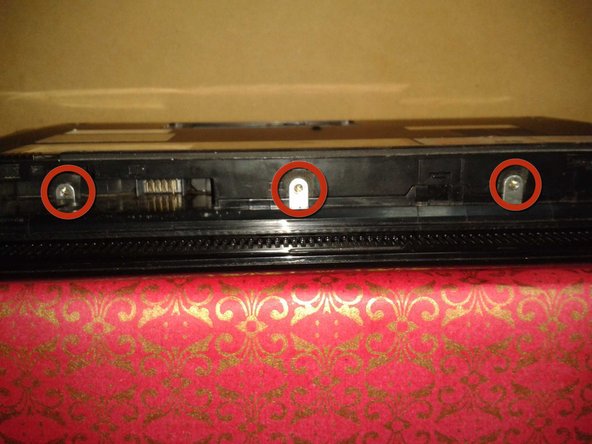 Disassembling Compaq Mini 110 Speakers: step 8, image 1 of 2