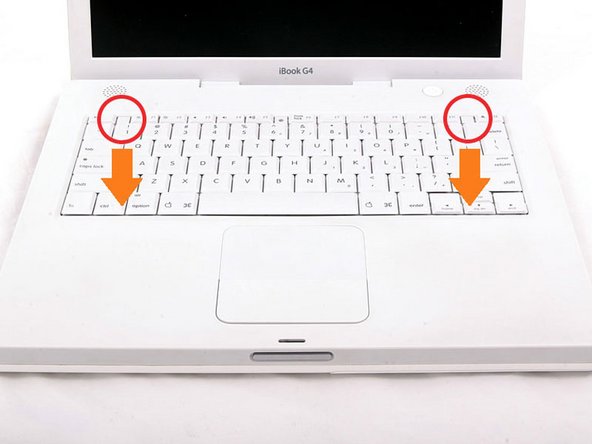 iBook G4 14" 1.42 GHz Front Display Bezel Replacement: step 3, image 1 of 1