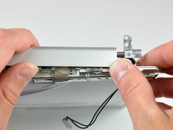 PowerBook G4 Aluminum 15" 1.5-1.67 GHz Inverter/Antenna Cables Replacement: step 52, image 1 of 1