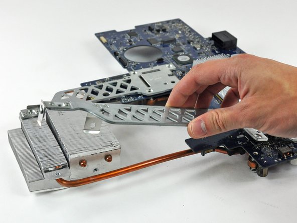 iMac G5 20" Model A1145 Heat Sinks Replacement: step 46, image 1 of 2