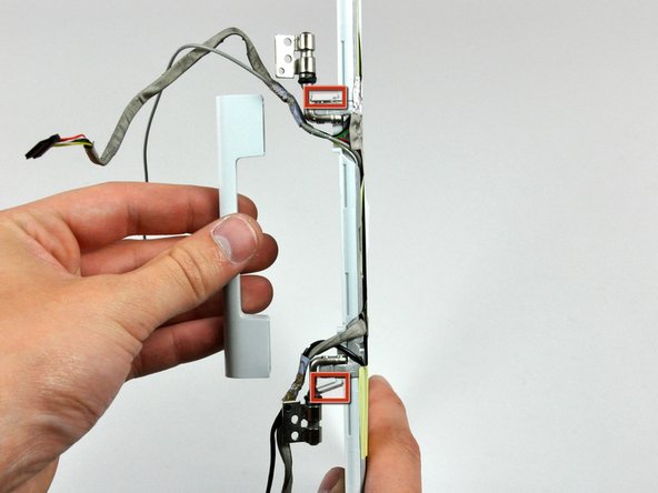 iBook G3 14" Inverter/AirPort Cables Replacement: step 50, image 2 of 3