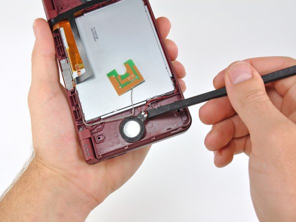 Nintendo DSi XL Upper Screen Replacement: step 9, image 1 of 3