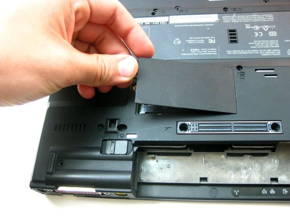 IBM ThinkPad T42 Teardown: step 4, image 2 of 2