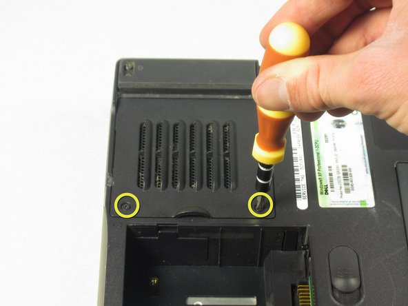 Dell Inspiron 9100 Fan 3 Replacement: step 3, image 1 of 3