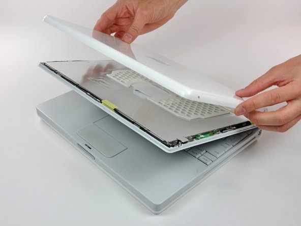 iBook G4 12" 1.33 GHz Inverter/AirPort Cables Replacement: step 48, image 1 of 1