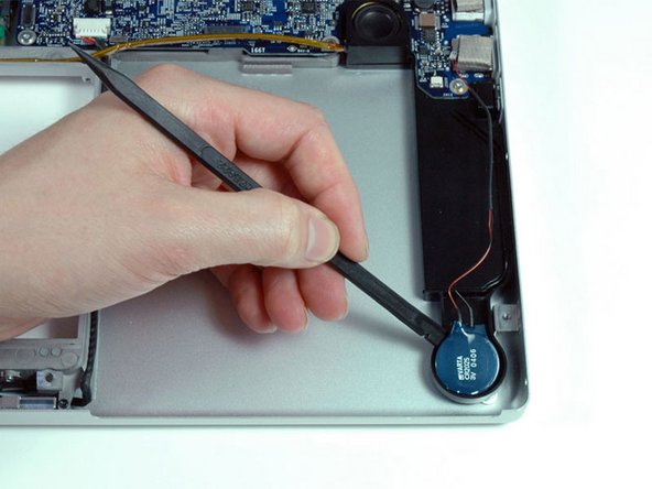 MacBook Pro 17" Models A1151 A1212 A1229 and A1261 PRAM Battery Replacement: step 15, image 1 of 1