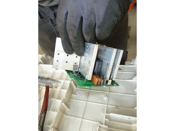 UPS (Uninterrupted Power Supply): step 9, image 1 of 3